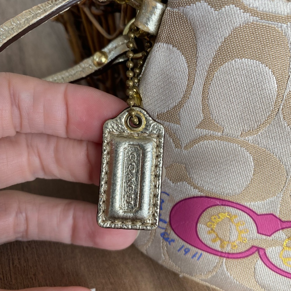 Coach Y2K Wristlet - Picture 3 of 8